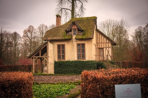 Le Boudoir at the Queen's Hamlet